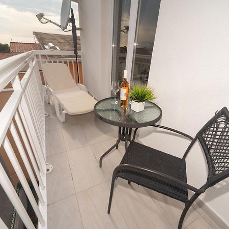 Apartment Antonio Baška Voda Extérieur photo